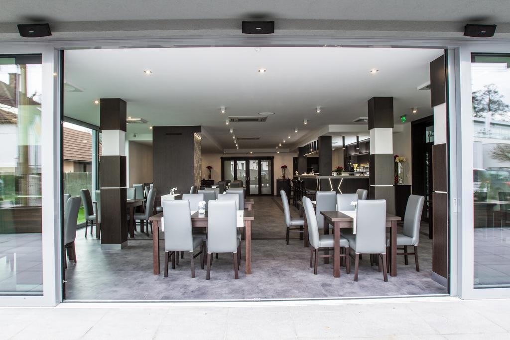 Guest House Frizzante Turcianske Teplice Exterior photo