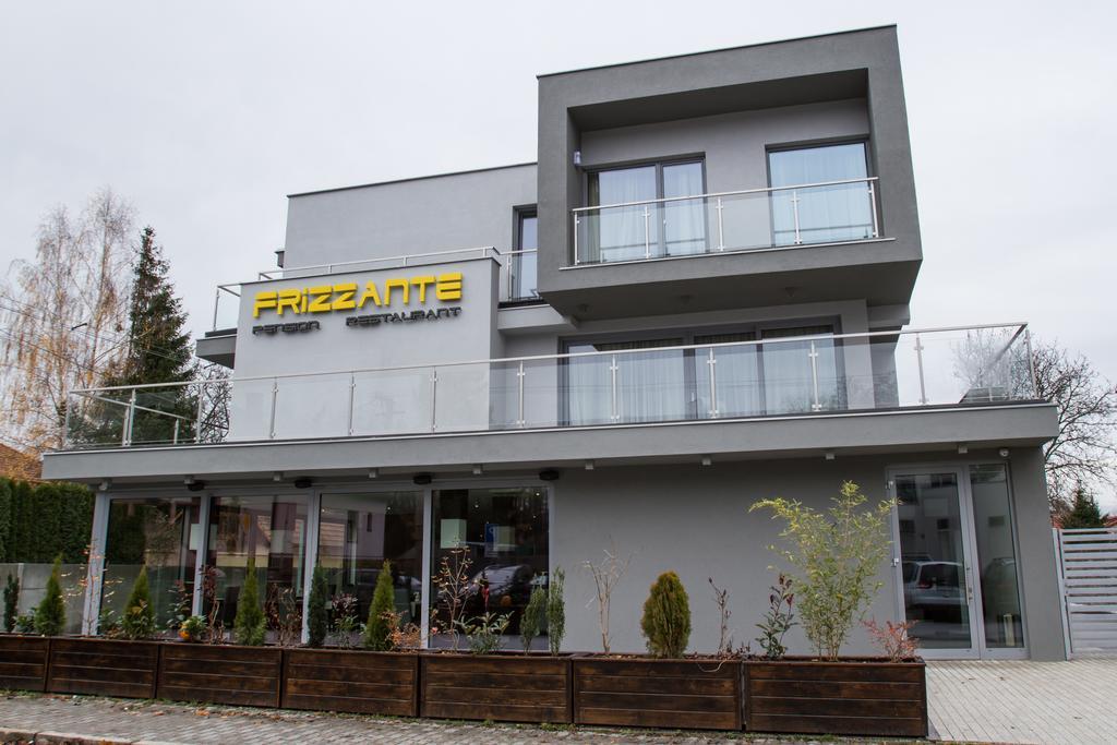 Guest House Frizzante Turcianske Teplice Exterior photo